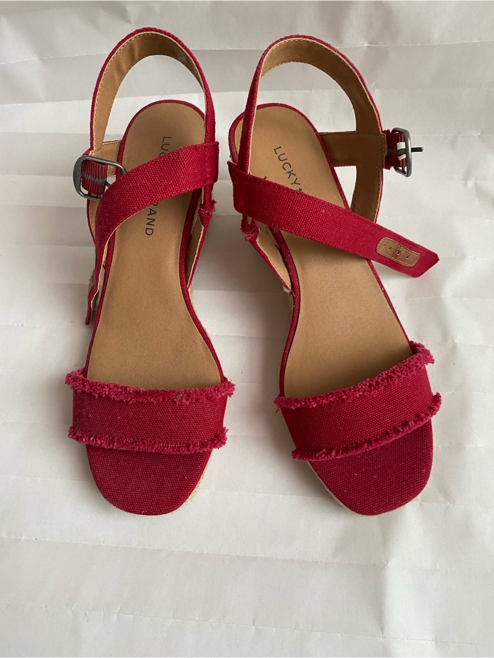 Lucky Brand Women's Red Frayed Strap Sandals